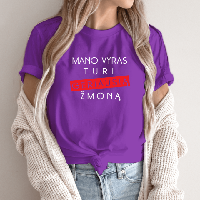 Unisex marškinėliai su spauda „Mano vyras turi geriausia žmoną“ - Image 3