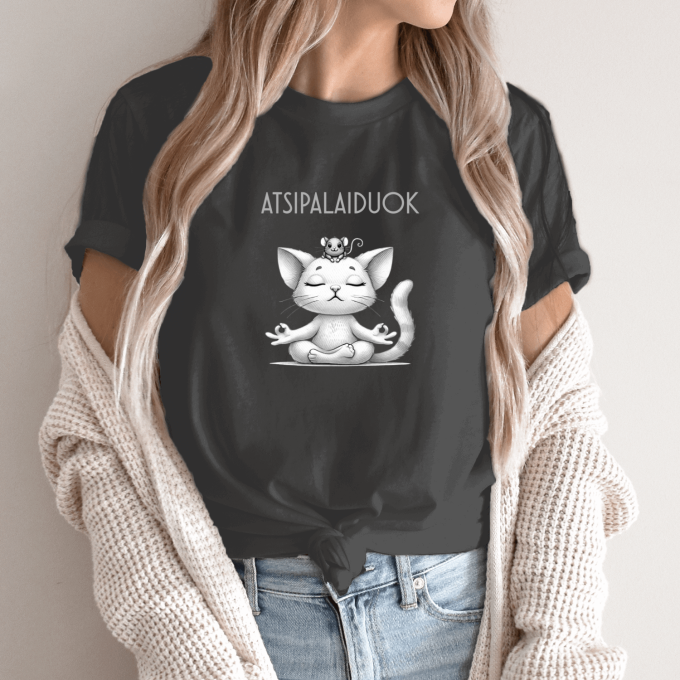 Unisex marškinėliai su spauda „Atsipalaidavusi pelė“ - Image 5