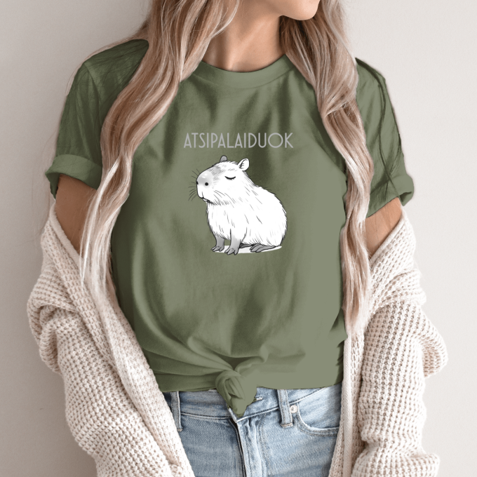 Unisex marškinėliai su spauda „Atsipalaiduojanti capybara“ - Image 8