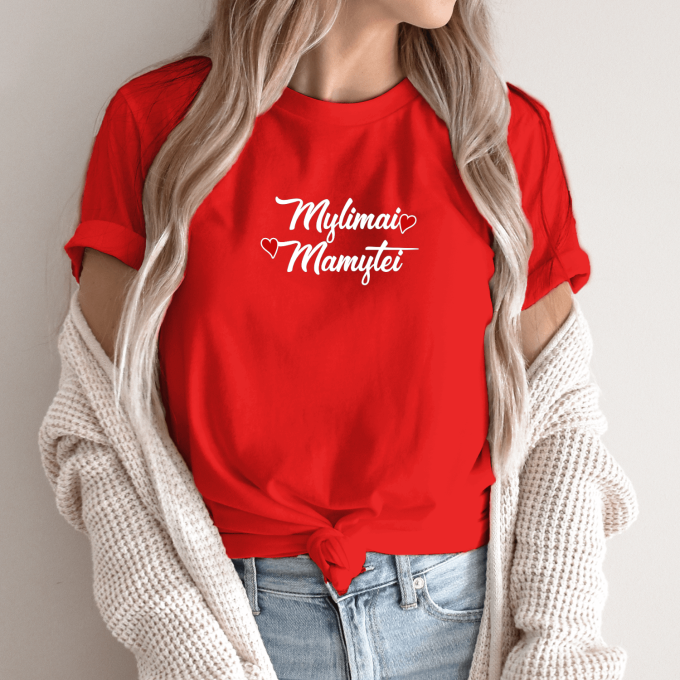 Unisex marškinėliai su spauda „Mylimai mamytei“ - Image 4