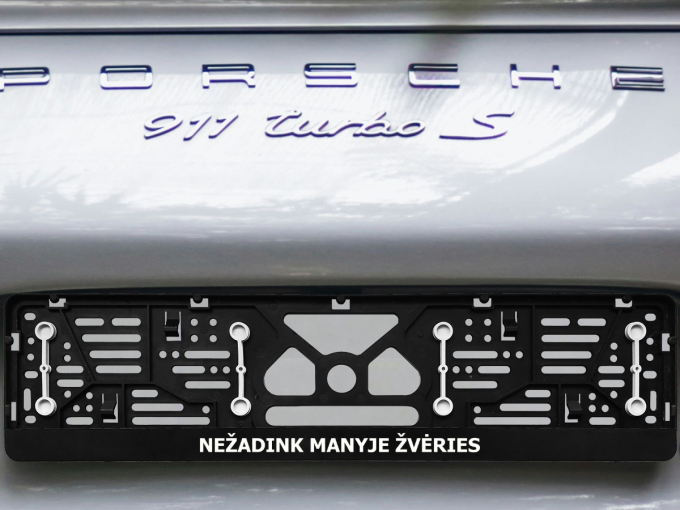 Numerių rėmelis su guminėmis tarpinėmis „Nežadink manyje žvėries“
