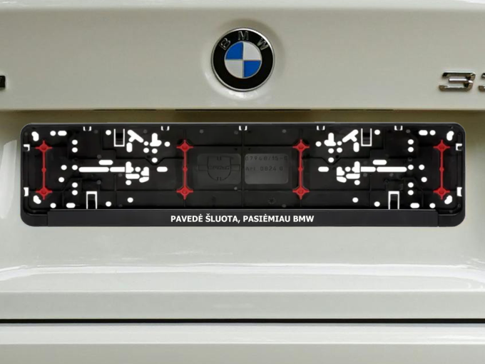 Wurth numerių rėmelis „Pavedė šluota, pasiėmiau BMW“