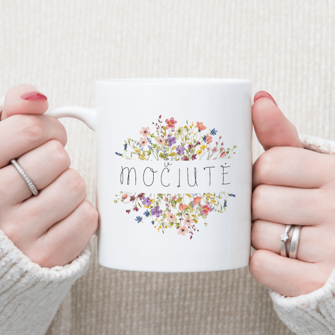 Puodelis „Močiutė vasaros gėlės“