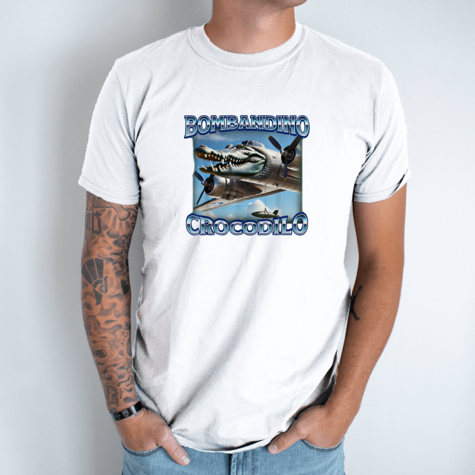 Unisex marškinėliai su spauda „Bombardino Crocodilo Dangaus grobuonis“ - Image 2