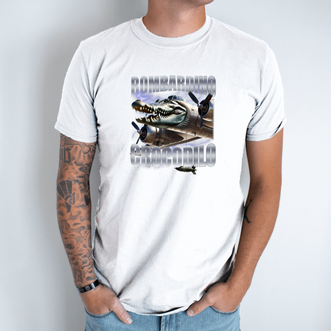 Unisex marškinėliai su spauda „Bombardiro Crocodilo Skrendantis monstras“ - Image 2