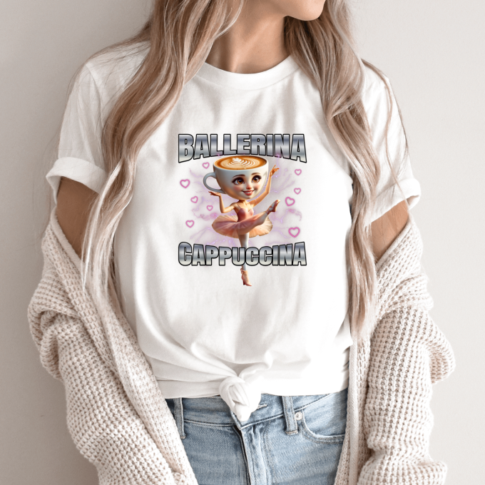 Unisex marškinėliai su spauda „Romantiška Ballerina Cappuccina“ - Image 2
