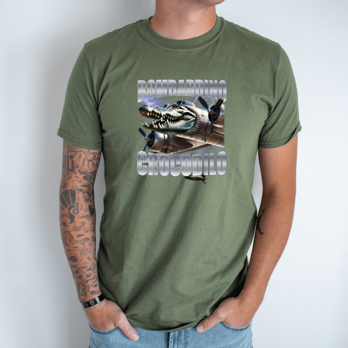 Unisex marškinėliai su spauda „Bombardiro Crocodilo Skrendantis monstras“ - Image 3