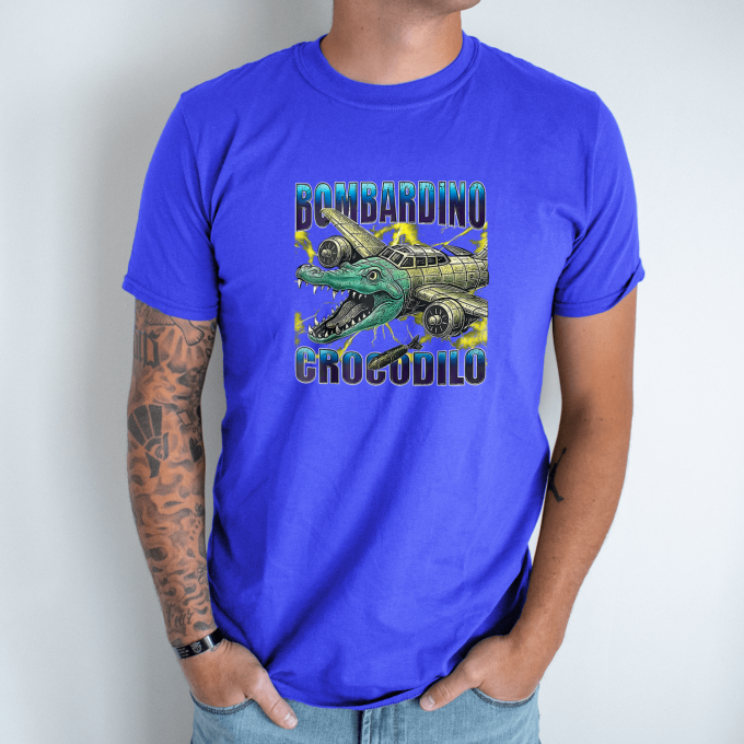 Unisex marškinėliai su spauda „Bombardino Crocodilo Elektro audra“ - Image 5