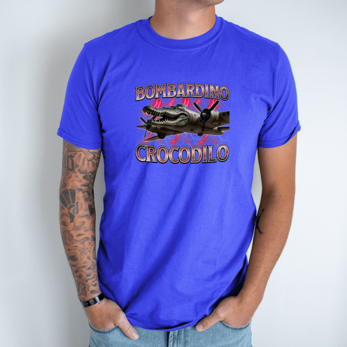Unisex marškinėliai su spauda „Bombardino Crocodilo Raudonoji audra“ - Image 5