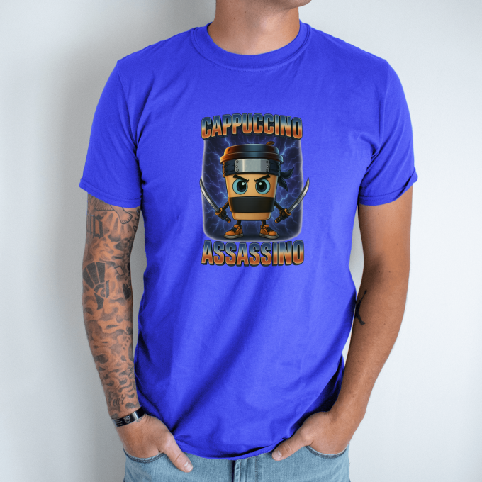 Unisex marškinėliai su spauda „Cappuccino Assassino Žaibo karys“ - Image 5