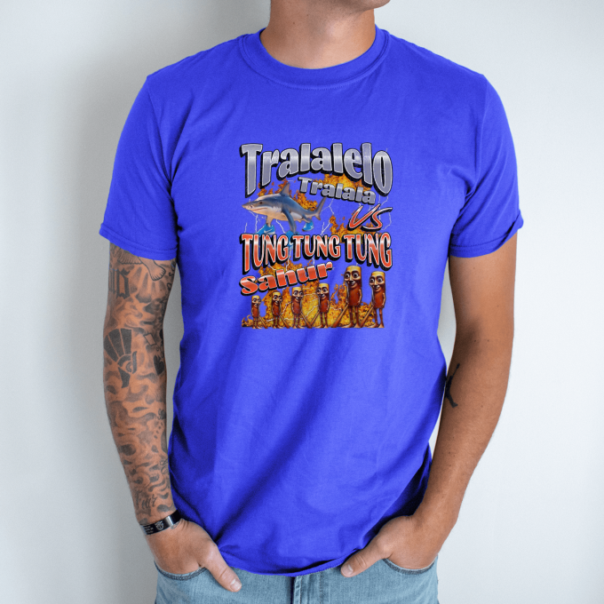 Unisex marškinėliai su spauda „Tralalelo VS Tung Sahur“ - Image 6
