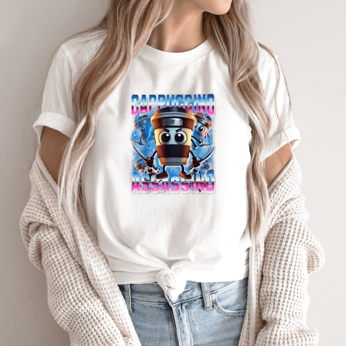 Unisex marškinėliai su spauda „Cappuccino Assassino Rožinė energija“ - Image 9