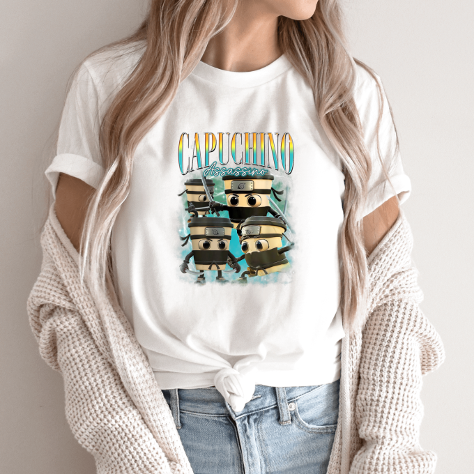 Unisex marškinėliai su spauda „Capuchino Assassino-kavos nindzės“ - Image 9