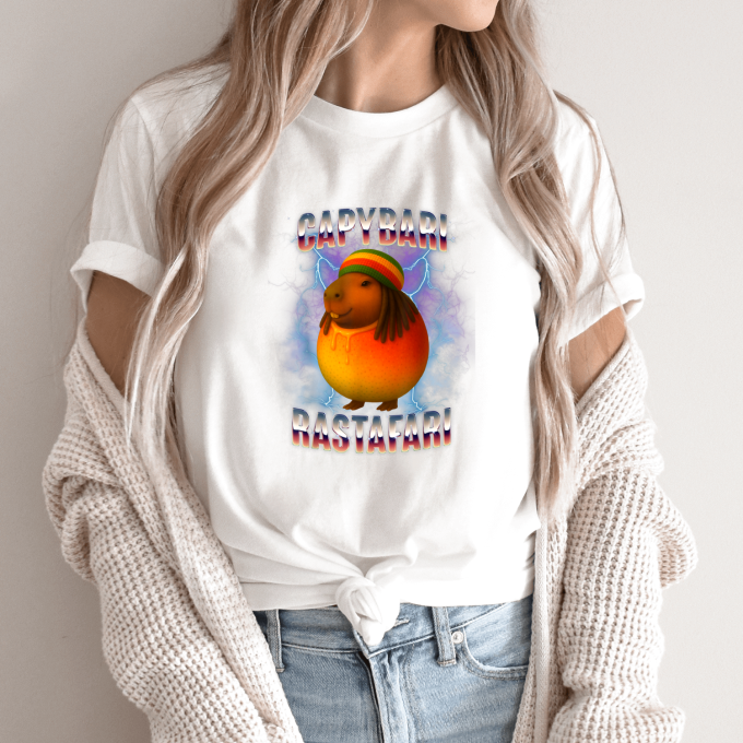 Unisex marškinėliai su spauda „Capybari Rastafari“ - Image 9