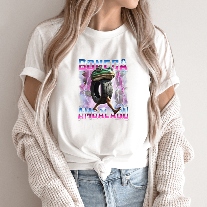 Unisex marškinėliai su spauda „Boneca Ambalabu Disko Vizija “ - Image 9