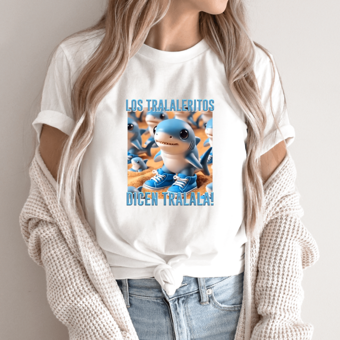 Unisex marškinėliai su spauda „Tralaleritos sako tralala“ - Image 9
