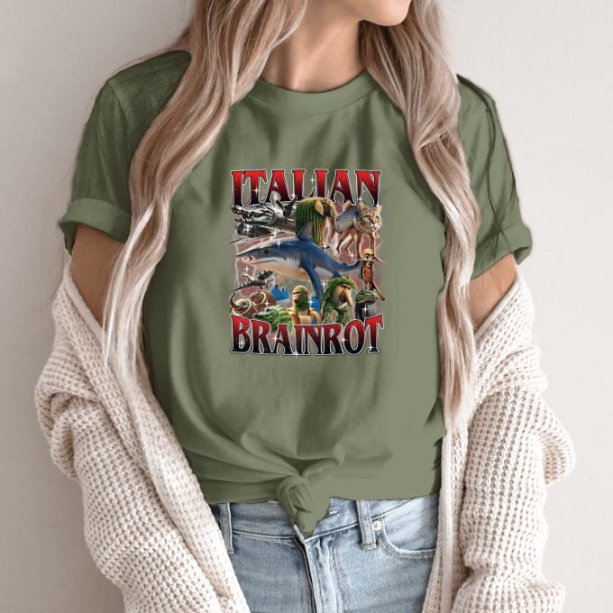 Unisex marškinėliai su spauda „Italian Brainrot Raudonasis chaosas“ - Image 10