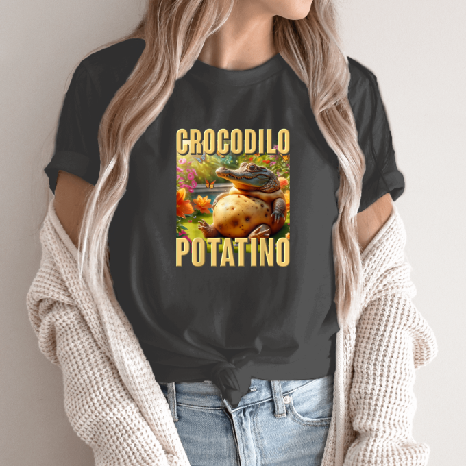 Unisex marškinėliai su spauda „Crocodilo Potatino“ - Image 14