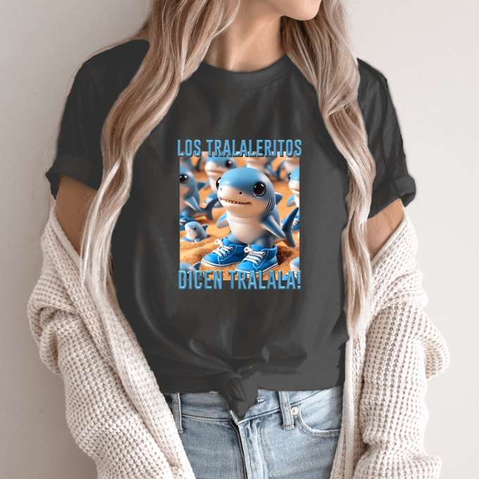 Unisex marškinėliai su spauda „Tralaleritos sako tralala“ - Image 14