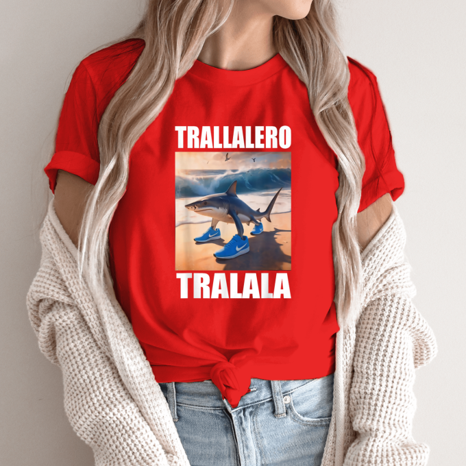 Unisex marškinėliai su spauda „Tralalero Tralala papludimys“ - Image 9