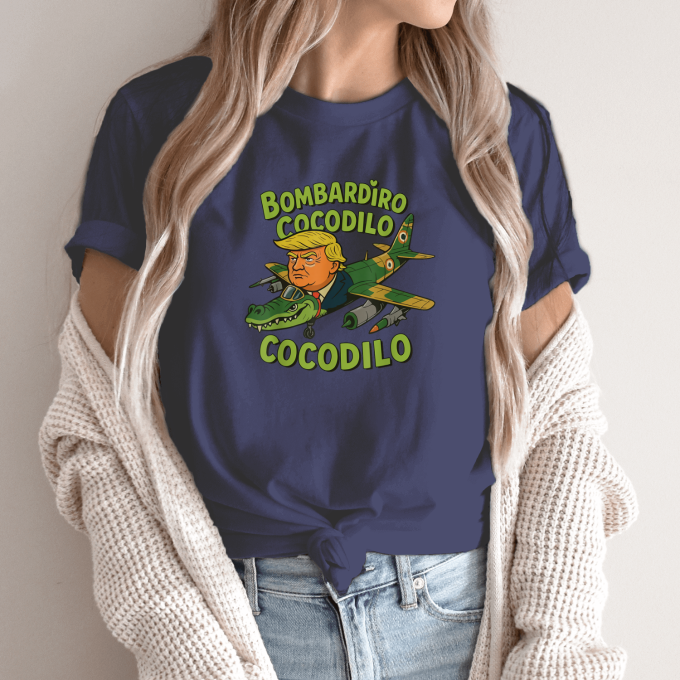 Unisex marškinėliai su spauda „Bombardino cocodilo“ - Image 12