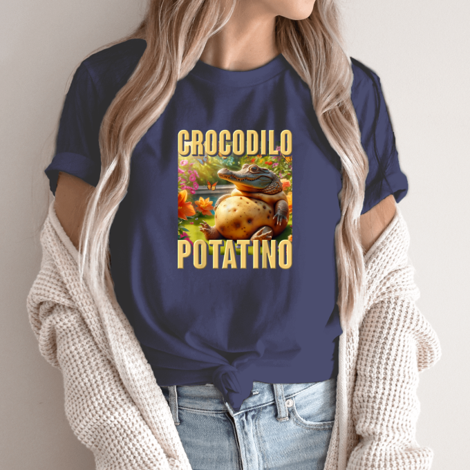 Unisex marškinėliai su spauda „Crocodilo Potatino“ - Image 12