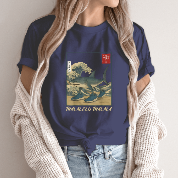 Unisex marškinėliai su spauda „Tralalelo Tralala Japonija“ - Image 12