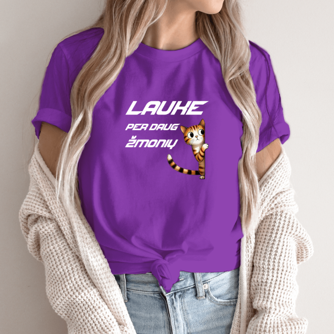 Unisex marškinėliai su spauda „Lauke per daug žmonių“ - Image 11
