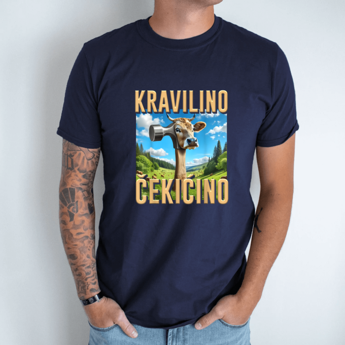 Unisex marškinėliai su spauda „Kravilino Cekicino“ - Image 6
