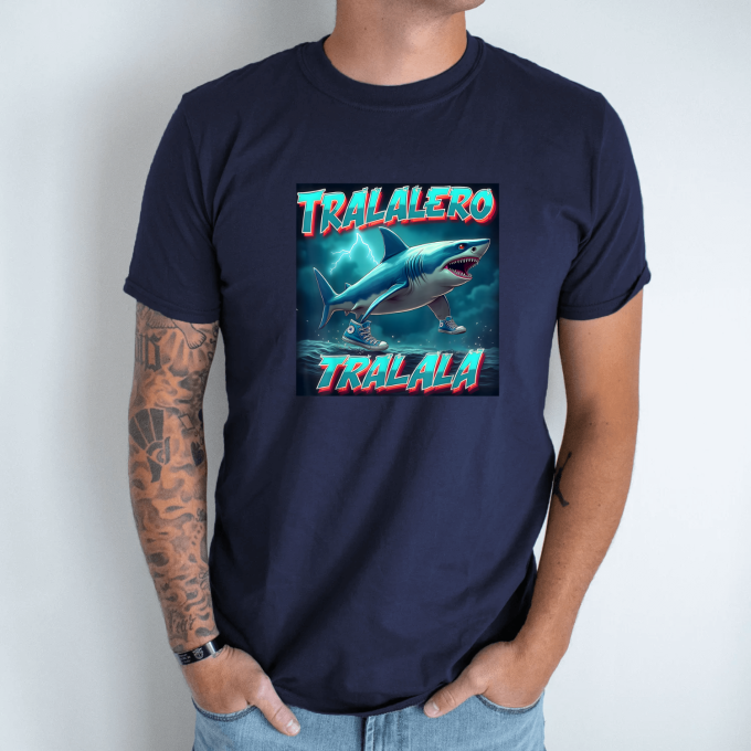 Unisex marškinėliai su spauda „Tralalero Tralala neonas“ - Image 6