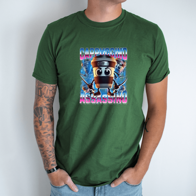 Unisex marškinėliai su spauda „Cappuccino Assassino Rožinė energija“ - Image 5