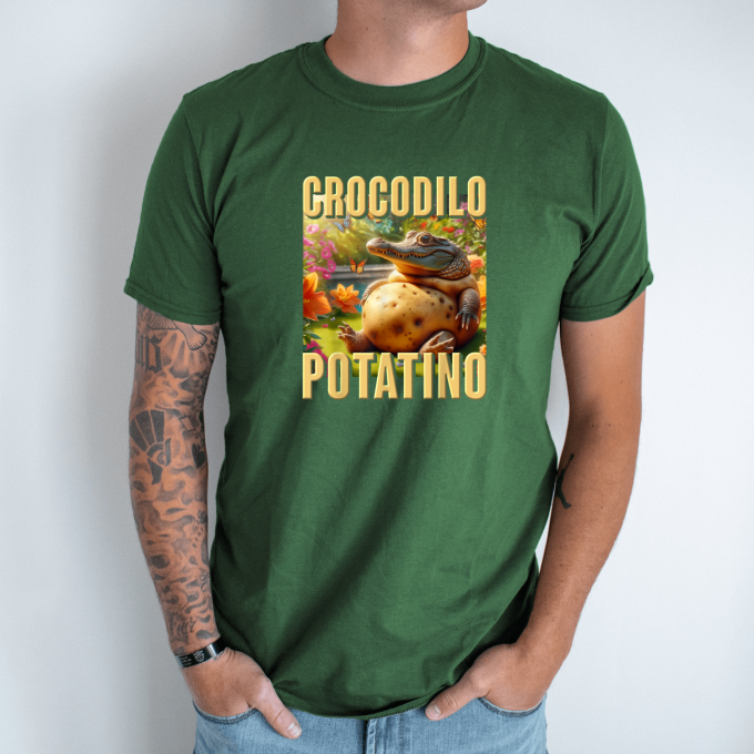 Unisex marškinėliai su spauda „Crocodilo Potatino“ - Image 5