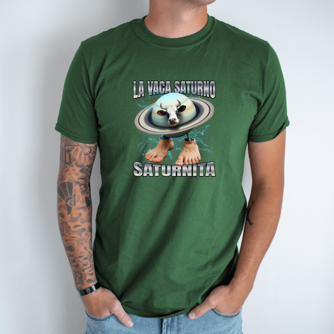 Unisex marškinėliai su spauda „La Vaca Saturno Saturnita“ - Image 5