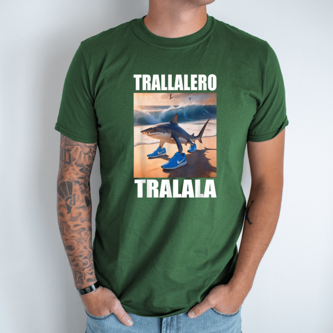 Unisex marškinėliai su spauda „Tralalero Tralala papludimys“ - Image 6