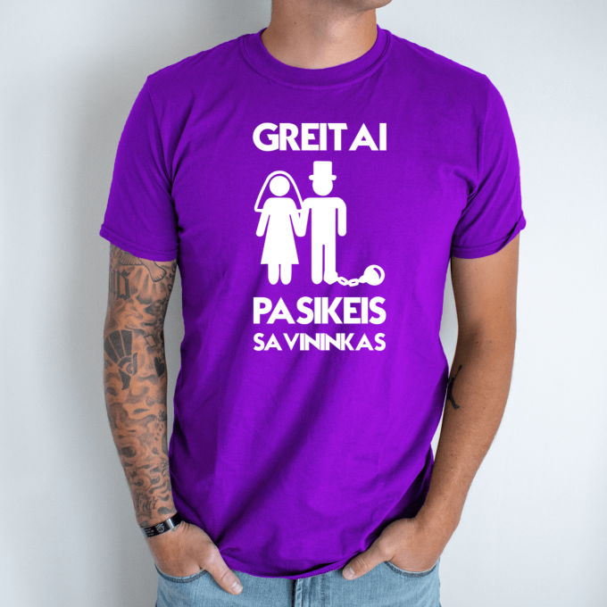 Unisex marškinėliai su spauda „Greitai pasikeis savininkas“ - Image 4