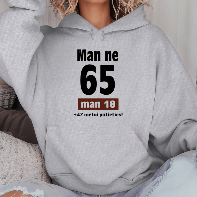 Unisex džemperis su spauda „Man ne 65“ - Image 7