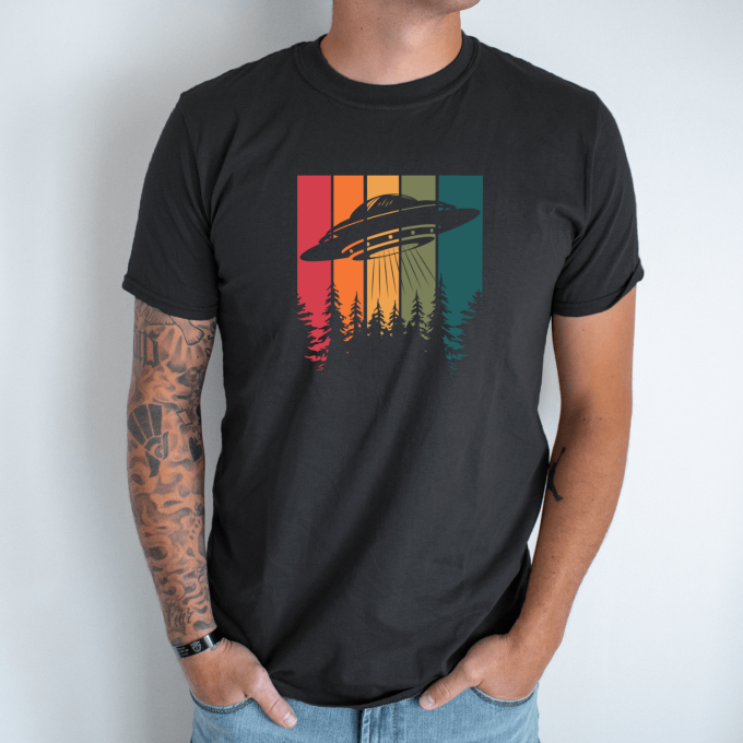 Unisex marškinėliai su spauda „NSO saulėlydis“ - Image 6