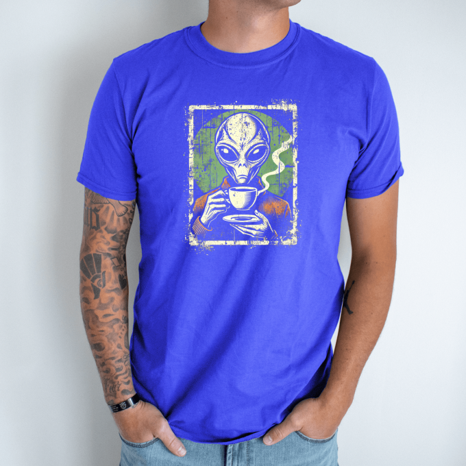 Unisex marškinėliai su spauda „Kava iš kitos galaktikos“ - Image 6