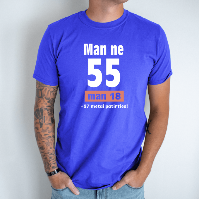 Unisex marškinėliai su spauda „Man ne 55“ - Image 5