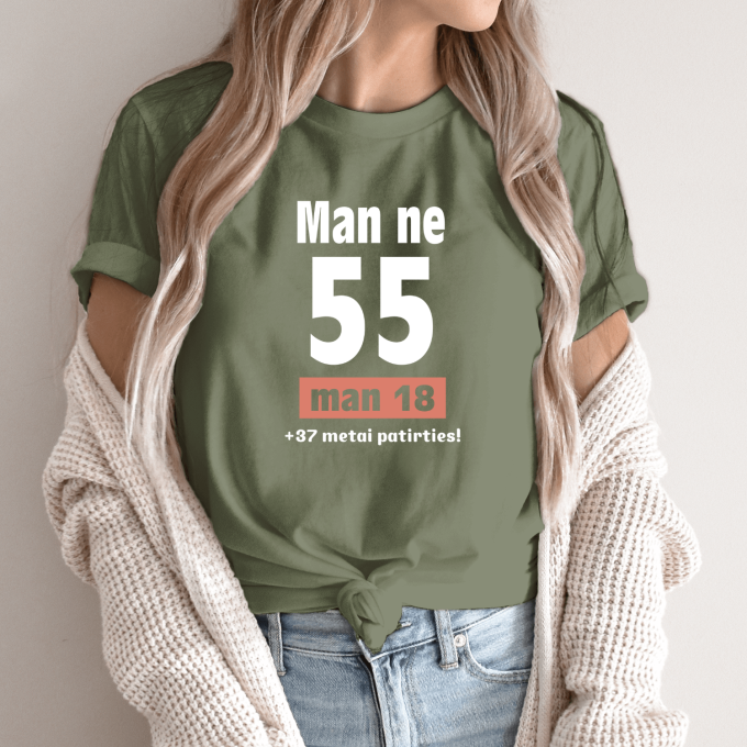 Unisex marškinėliai su spauda „Man ne 55“ - Image 9