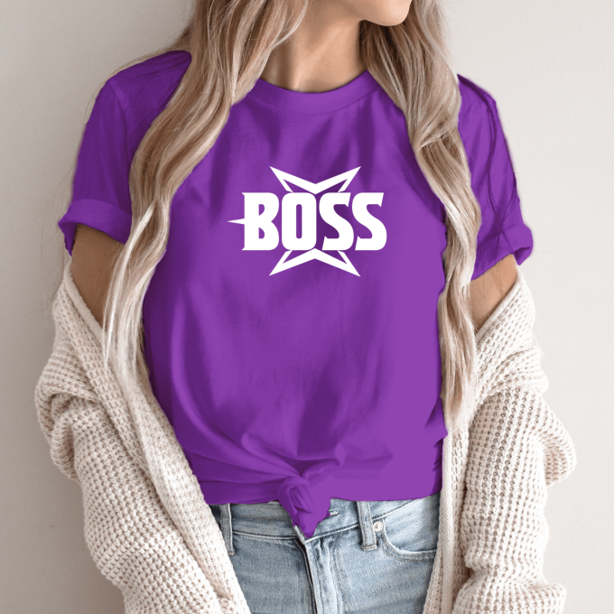 Unisex marškinėliai su spauda „Boss“ - Image 11