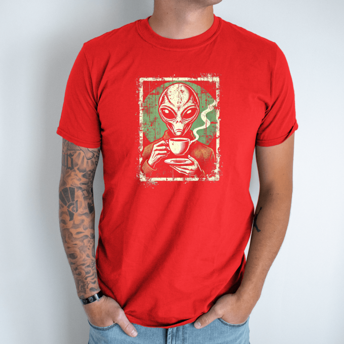Unisex marškinėliai su spauda „Kava iš kitos galaktikos“ - Image 3