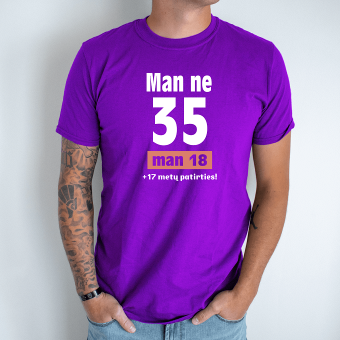 Unisex marškinėliai su spauda „Man ne 35“ - Image 4