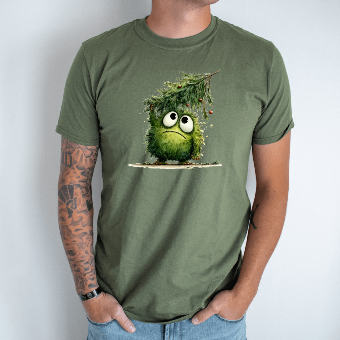 Unisex marškinėliai su spauda „Kalėdų nelaimėlis“ - Image 3