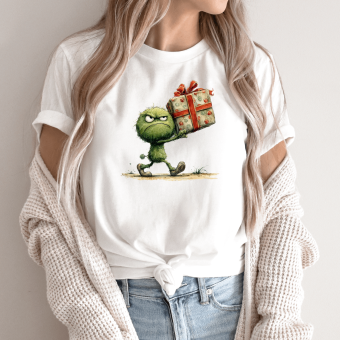 Unisex marškinėliai su spauda „Piktas dovanotojas“ - Image 9