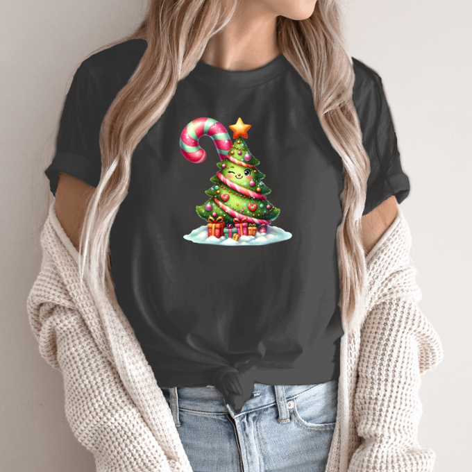Unisex marškinėliai su spauda „Eglutė Saldainiukė“ - Image 14
